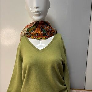 V-Neck Olive Green Sweater Cashmere